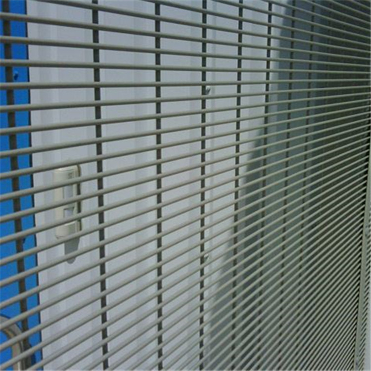 358鋼網墻案例展示圖片4